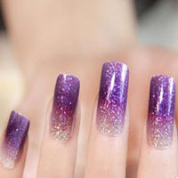 �����ʺ�ʲô��ɫ������ 