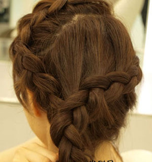 韩式麻花辫盘发发型 怎么弄麻花辫盘发