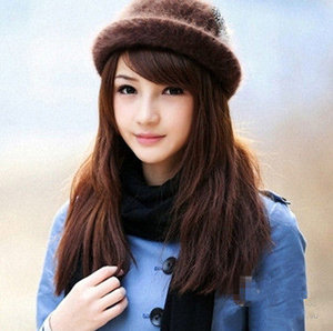 齐刘海中长发烫发好看吗 齐刘海中烫发图