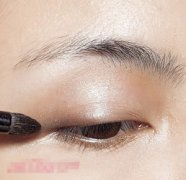 ���ɫ������ױ��ô�� ���ɫ������ױ����