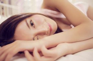 优雅名媛风韩式短发编发 优雅短发编发步骤