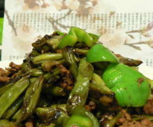 干煸肉末四季豆