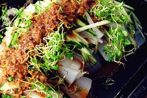 �̶����۵�����