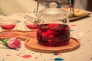 ���񻨲�ĸ�����