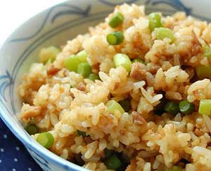 青蒜肉丁炒饭的做法