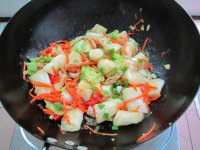 三鲜肉丝肠粉 怎么做三鲜肉丝肠粉