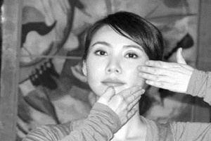 �����٤������