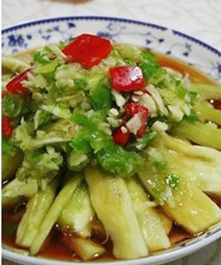 茄子的做法 如何做凉拌茄子好吃