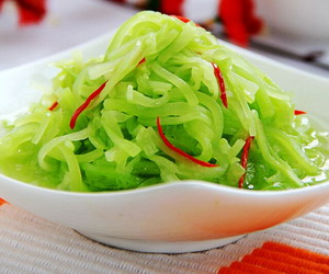 ����ݫ��