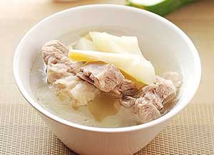 青木瓜排骨汤的做法