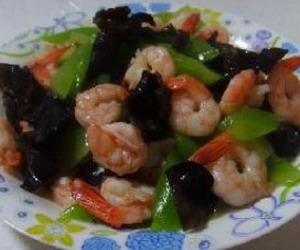 莴笋木耳炒虾仁