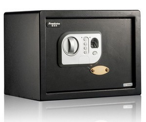 ���չ�������