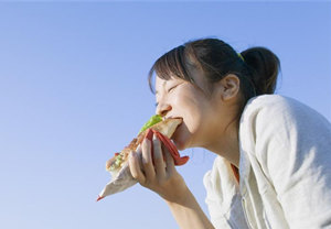 口腔溃疡的饮食 防治口腔溃疡