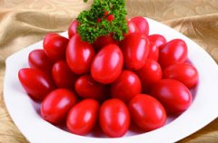 �и���С���Ѻ��� С���Ѷ��и���ʲô�ô�