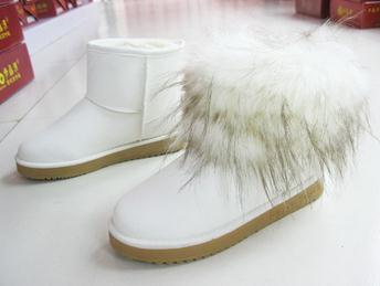 Ƥëһ��ѩ��ѥ��ϴ���� ��ɫѩ��ѥ��ôϴ�ɾ�