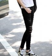 ��ɫţ�п���ʲôЬ�ÿ� ��ɫţ�п�����Ƽ�