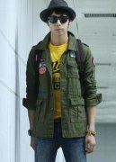 ������ɫ���п���ʲôЬ�ÿ�