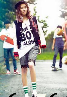 ����Ů�������������з�װ��������