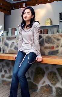 �����������Ө��װ��������