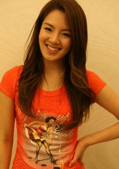 少女时代金孝渊穿衣搭配推荐