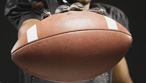 美式足球和橄榄球的区别