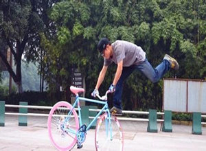 死飞怎么刹车 死飞自行车是怎样的