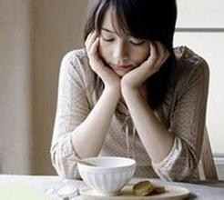 空腹喝牛奶会怎样 空腹喝牛奶好吗