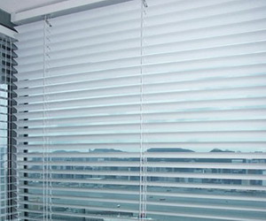 ���Ͻ��Ҷ��ͼƬ