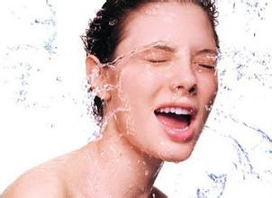 怎么补水让肌肤保湿 让你肌肤不缺水