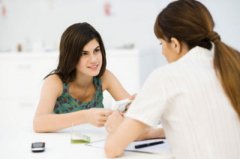 ����ж�ҩ��Ĳ�����Ӧ