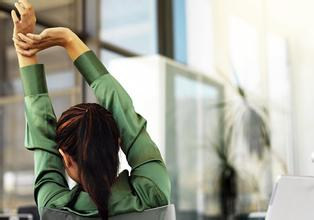 办公室一族如何预防颈椎病 有效预防颈椎病