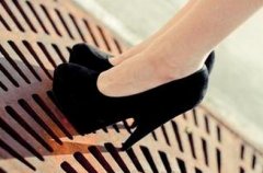 ˿��߸�����δ��� ������˿���ջ󵲲�ס