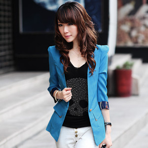 短外套怎么搭配