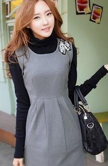 春秋连衣裙如何搭配 连衣裙搭配方案