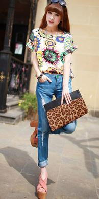 短袖T恤配什么下装比较好 短袖T恤搭配方案