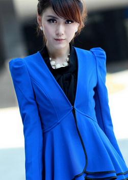 小西装女外套搭配方法