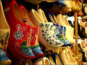 ʮ������Ь